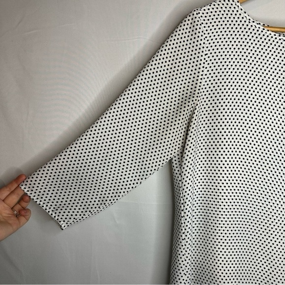 The Limited Polka Dot Tiered Quarter Length Sleeve Women’s Blouse Size Med - Picture 3 of 12